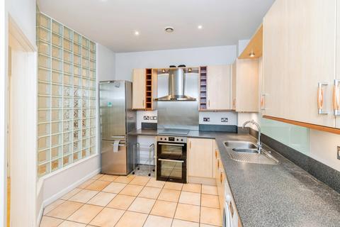2 bedroom flat for sale, Gloucester Square, Southampton, Hampshire, SO14