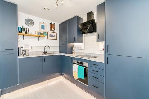 undefined, Suttones Place, Southampton, Hampshire, SO15