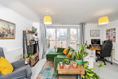 undefined, Suttones Place, Southampton, Hampshire, SO15