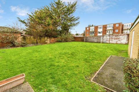 2 bedroom flat for sale, Millbrook Road East, Southampton, Hampshire, SO15