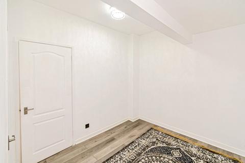 undefined, Hill Lane, Southampton, Hampshire, SO15