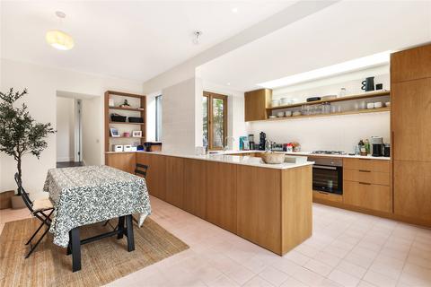 4 bedroom terraced house for sale, Kersley Street, Battersea, London, SW11
