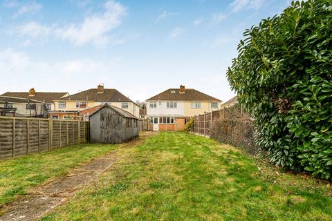3 bedroom semi-detached house for sale, Laburnum Crescent, Kidlington, OX5