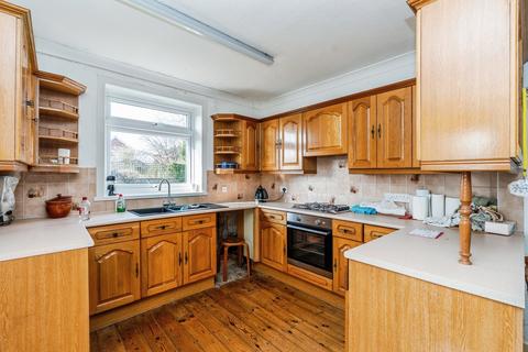 5 bedroom bungalow for sale, Hawthorne Road, Totton, Southampton, Hampshire, SO40