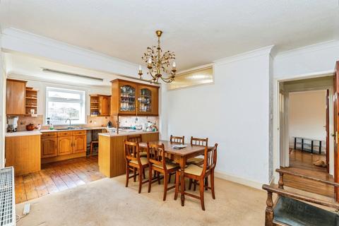 5 bedroom bungalow for sale, Hawthorne Road, Totton, Southampton, Hampshire, SO40