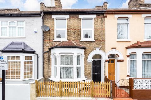 2 bedroom flat to rent, London, E6