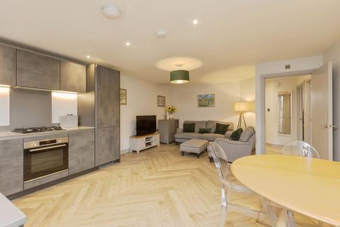 2 bedroom flat for sale, Goods Station Road, Tunbridge Wells, Kent, TN1