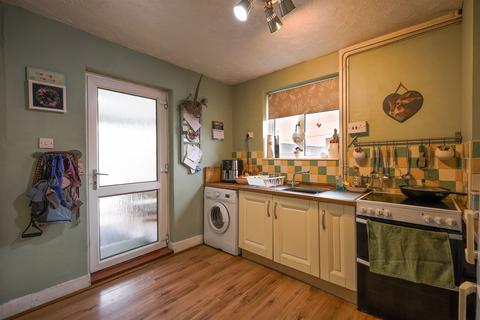 3 bedroom semi-detached house for sale, Church Road, PE21