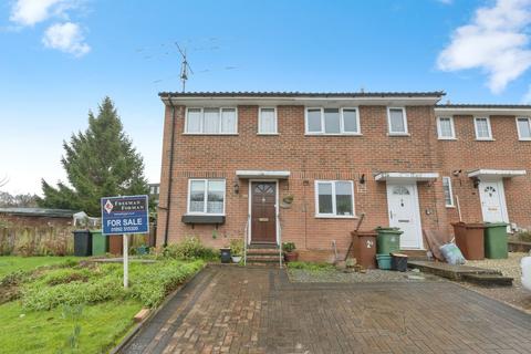 2 bedroom end of terrace house for sale, Powdermill Close, Tunbridge Wells, Kent, TN4
