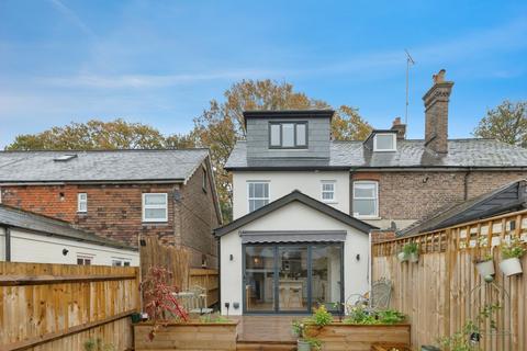 3 bedroom end of terrace house for sale, Station Road, Groombridge, Tunbridge Wells, East Sussex, TN3