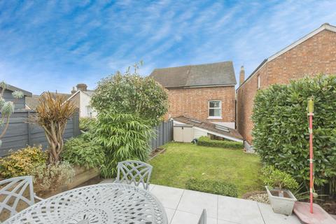 4 bedroom semi-detached house for sale, Silverdale Road, Tunbridge Wells, Kent, TN4
