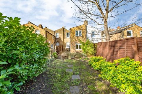1 bedroom flat for sale, Billington Road, London SE14