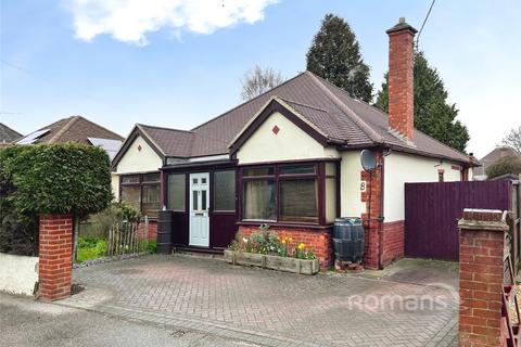 2 bedroom bungalow for sale, Minley Road, Farnborough, Hampshire