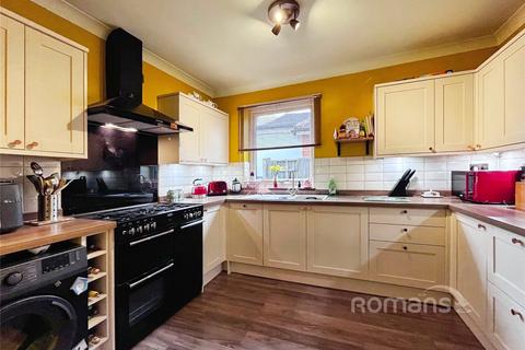 2 bedroom bungalow for sale, Minley Road, Farnborough, Hampshire