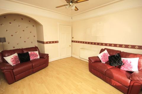 3 bedroom flat for sale, High Street, Stewarton KA3