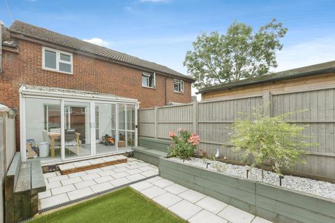 2 bedroom terraced house for sale, Green Way, Tunbridge Wells, Kent, TN2