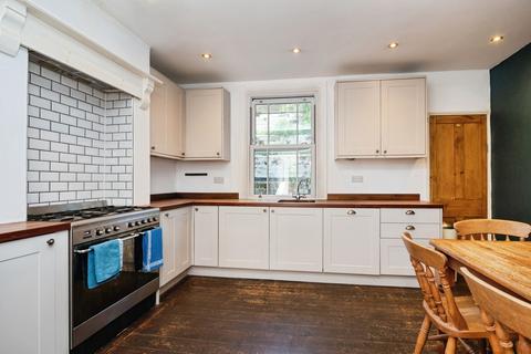 undefined, Queens Road, Tunbridge Wells, Kent, TN4