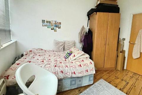 2 bedroom apartment to rent, Millwright, Leeds LS2