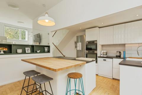 undefined, Ashdown Close, Tunbridge Wells, Kent, TN4