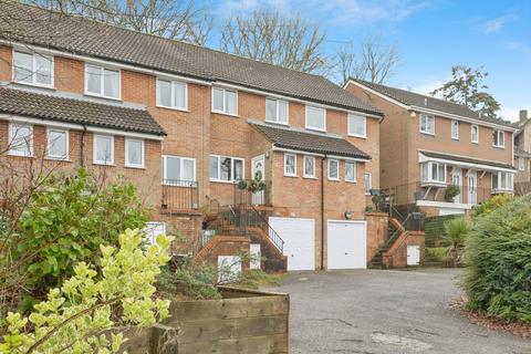 undefined, Broadmead, Tunbridge Wells, Kent, TN2