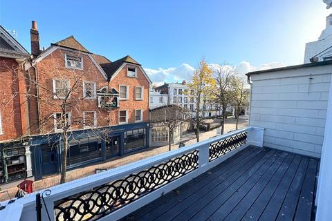 1 bedroom flat for sale, The Pantiles, Tunbridge Wells, Kent, TN2