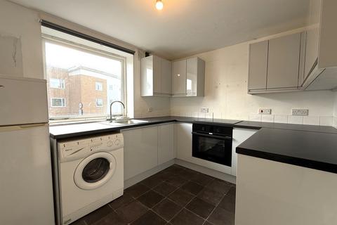 1 bedroom apartment to rent, Felixstowe Court, E16