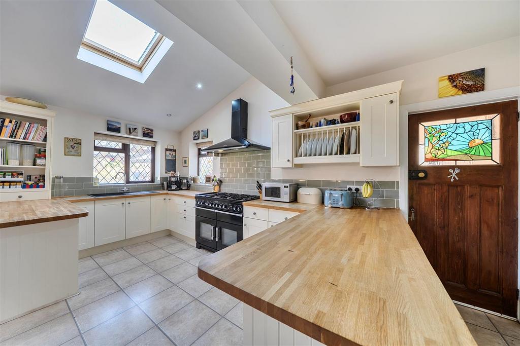 Kitchen/Breakfast/Family Room
