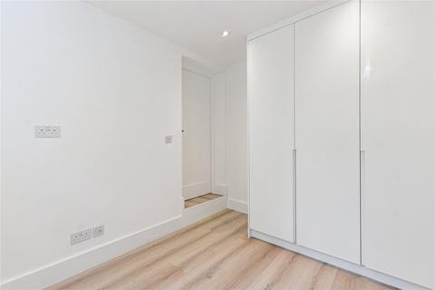 2 bedroom flat to rent, Devonshire Road, London, W4