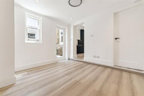 2 bedroom flat to rent, Devonshire Road, London, W4
