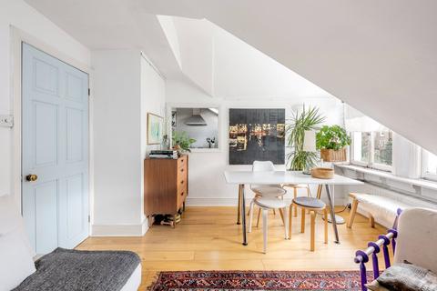 undefined, Sibella Road, London, SW4