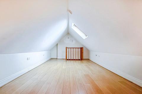 2 bedroom flat for sale, Station Road, Ashley Cross, Lower Parkstone, Poole, BH14