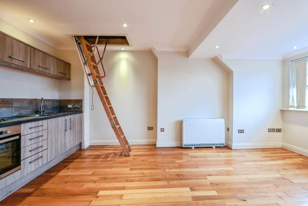 Kitchen/Lounge