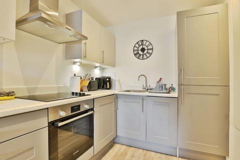 1 bedroom flat for sale, Norwich Avenue West, Bournemouth, Dorset, BH2