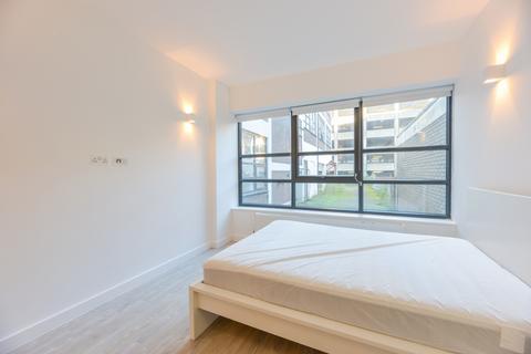 Studio to rent, College Road, Harrow HA1