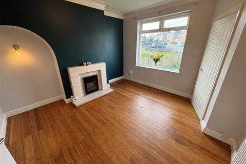 3 bedroom semi-detached house for sale, Welbeck Drive, Horton Bank Top,