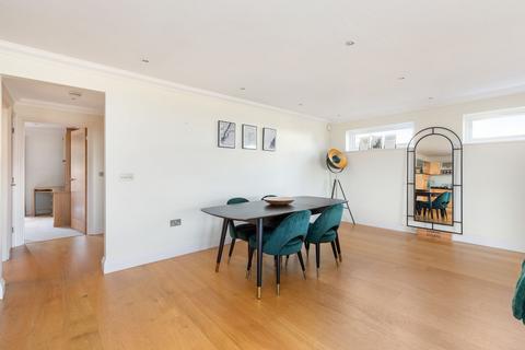 2 bedroom flat for sale, Sea Avenue, Rustington, BN16