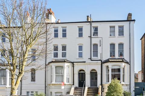 2 bedroom flat for sale, Rosendale Road, West Dulwich, London, SE21