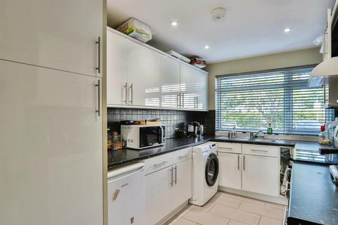 2 bedroom flat for sale, Boscombe Spa Road, BOURNEMOUTH, Dorset, BH5