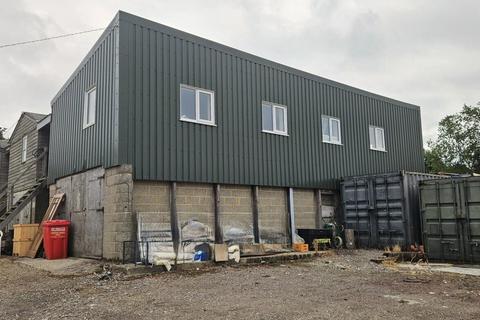 Distribution warehouse to rent - Kitts End Rd Barnet EN5 4RL
