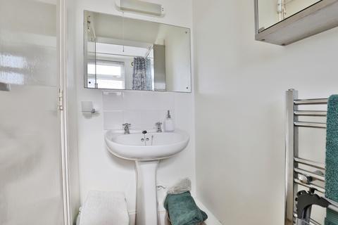 1 bedroom flat for sale, Sea Road, Boscombe, Bournemouth, Dorset, BH5