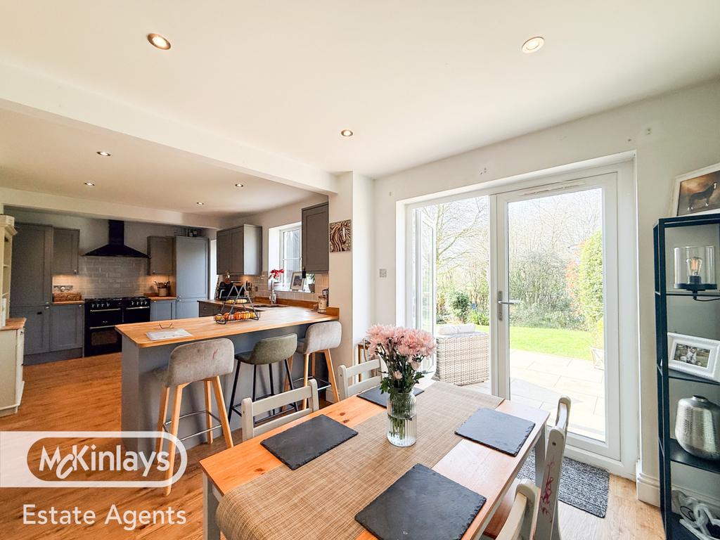 Stylish 4 Bedroom Family home, Kingston St Mary