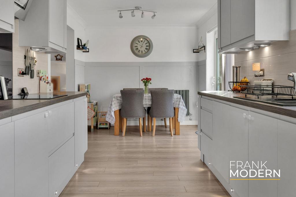 Kitchen / Diner