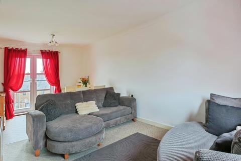 2 bedroom flat for sale, Newfoundland Drive, Poole, Dorset, BH15