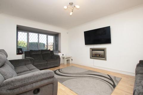 4 bedroom detached house for sale, Yateley Drive, Barton Seagrave, Kettering, Northamptonshire, NN15