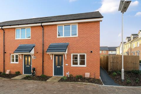 2 bedroom semi-detached house for sale, Southampton Road, Titchfield, Fareham, Hampshire, PO14