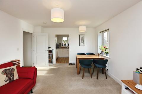 2 bedroom flat for sale, Rothschild Drive, Sarisbury Green, Southampton, Hampshire, SO31