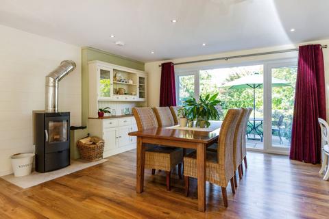 4 bedroom detached house for sale, River View Close, Chilbolton, Stockbridge, Hampshire