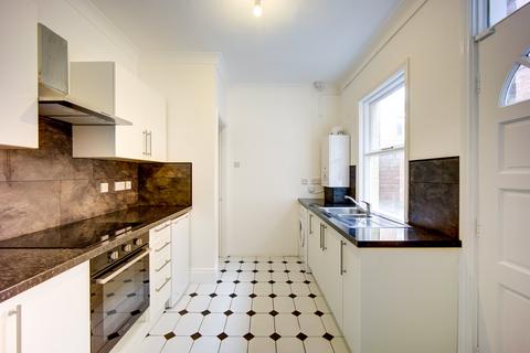 2 bedroom flat to rent, Coniston Avenue, Jesmond, Newcastle upon Tyne