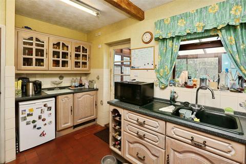 3 bedroom detached house for sale, Upper Northam Road, Hedge End, Southampton, Hampshire, SO30