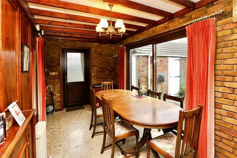3 bedroom bungalow for sale, Admirals Road, Locks Heath, Southampton, Hampshire, SO31